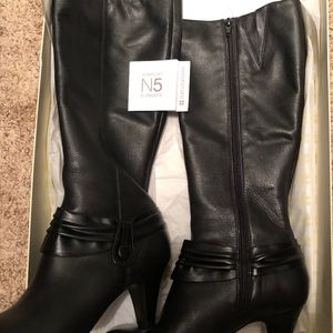 Naturalizer Black Boots
